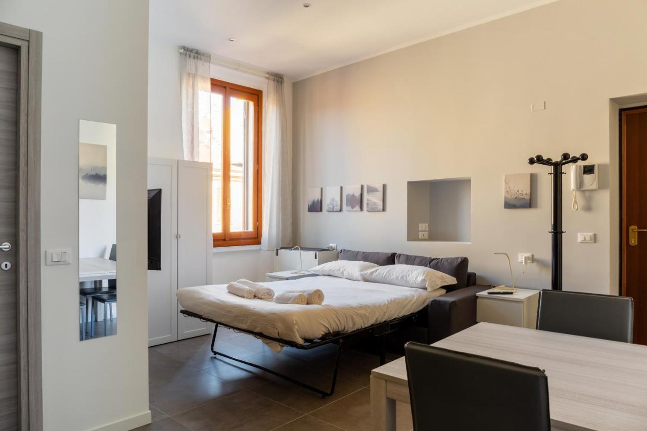 Newly Renovated Loft Near Centrale Milan Luaran gambar
