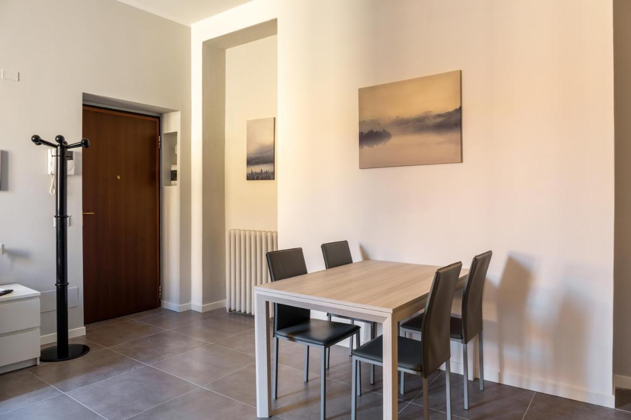Newly Renovated Loft Near Centrale Milan Luaran gambar